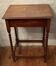 Small vintage side/bedside table from the 1940s – Wood with twisted legs
