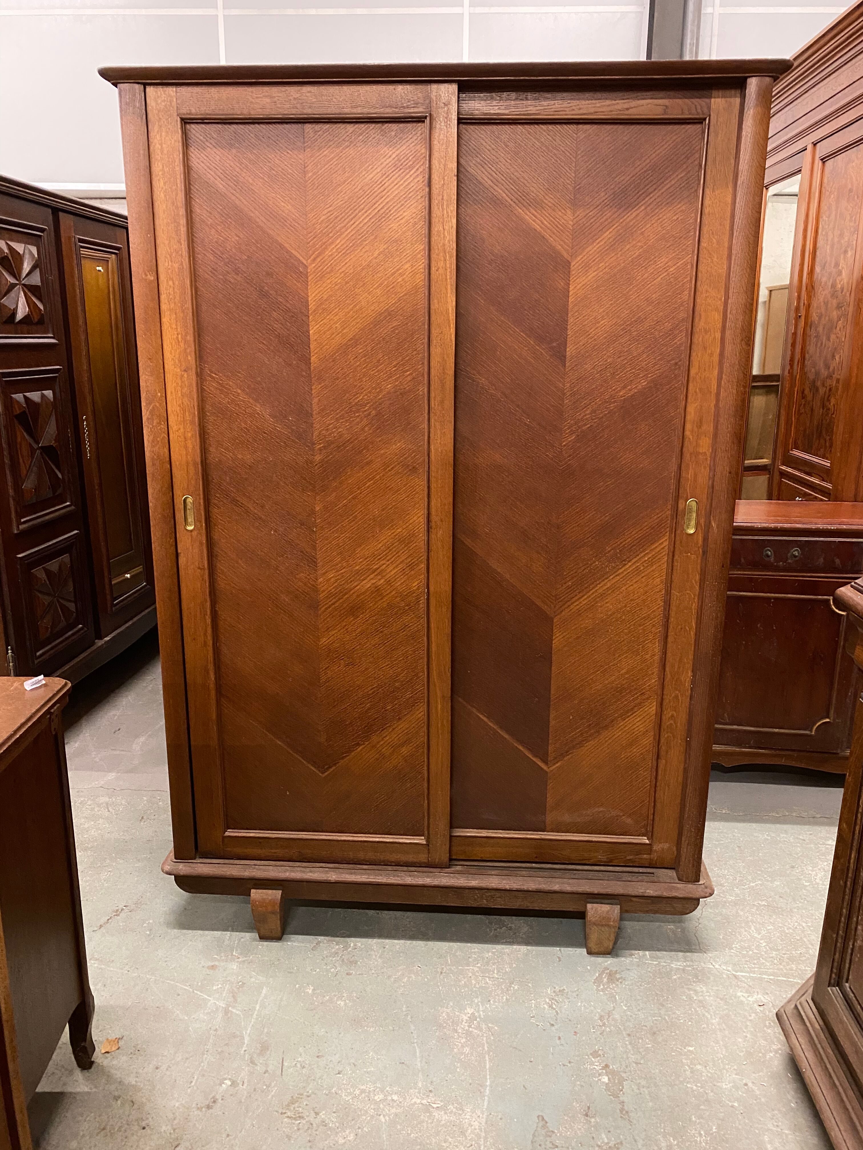 School cabinet sliding door