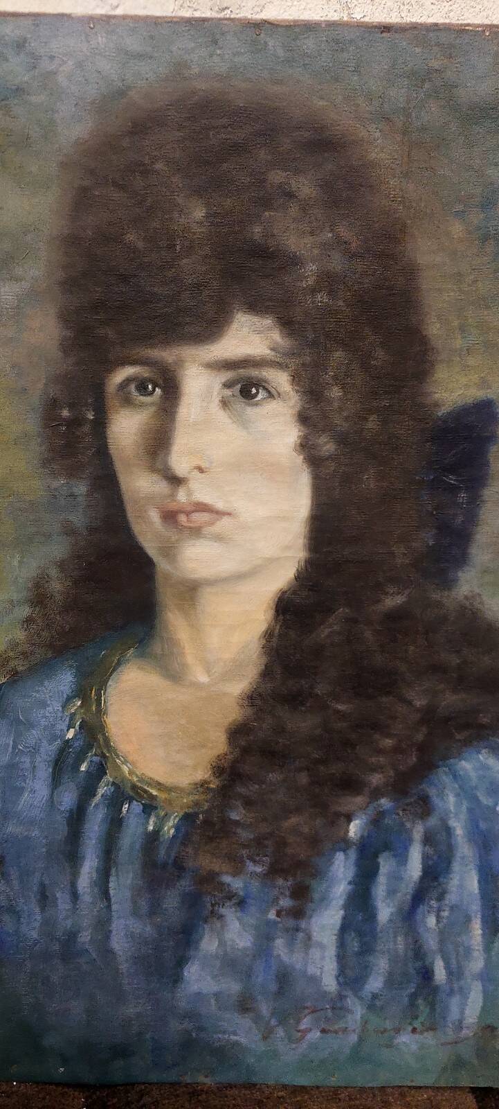 Painting on canvas, portrait of a woman, signed and dated 1926