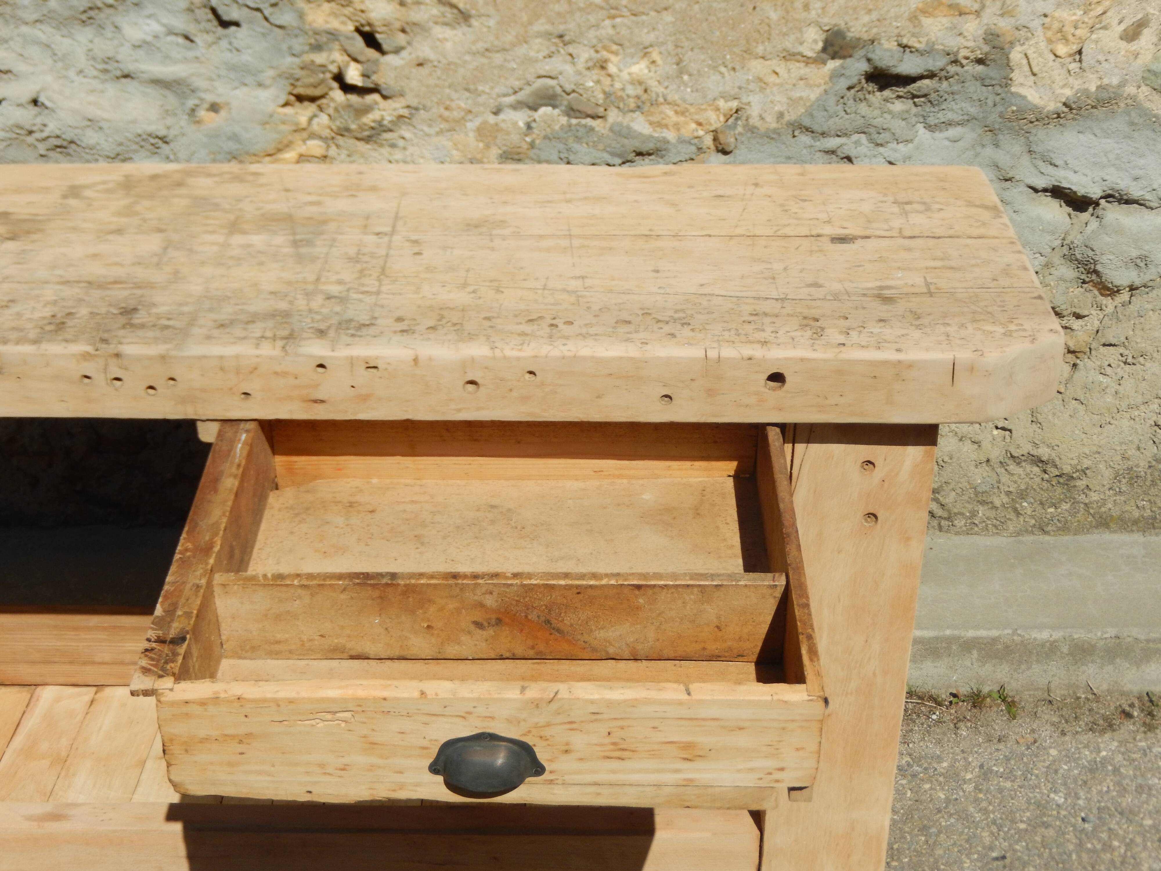 Superb old beech wood carpenter's workbench - Trade furniture - Console