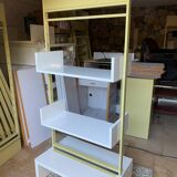 Shelf displays