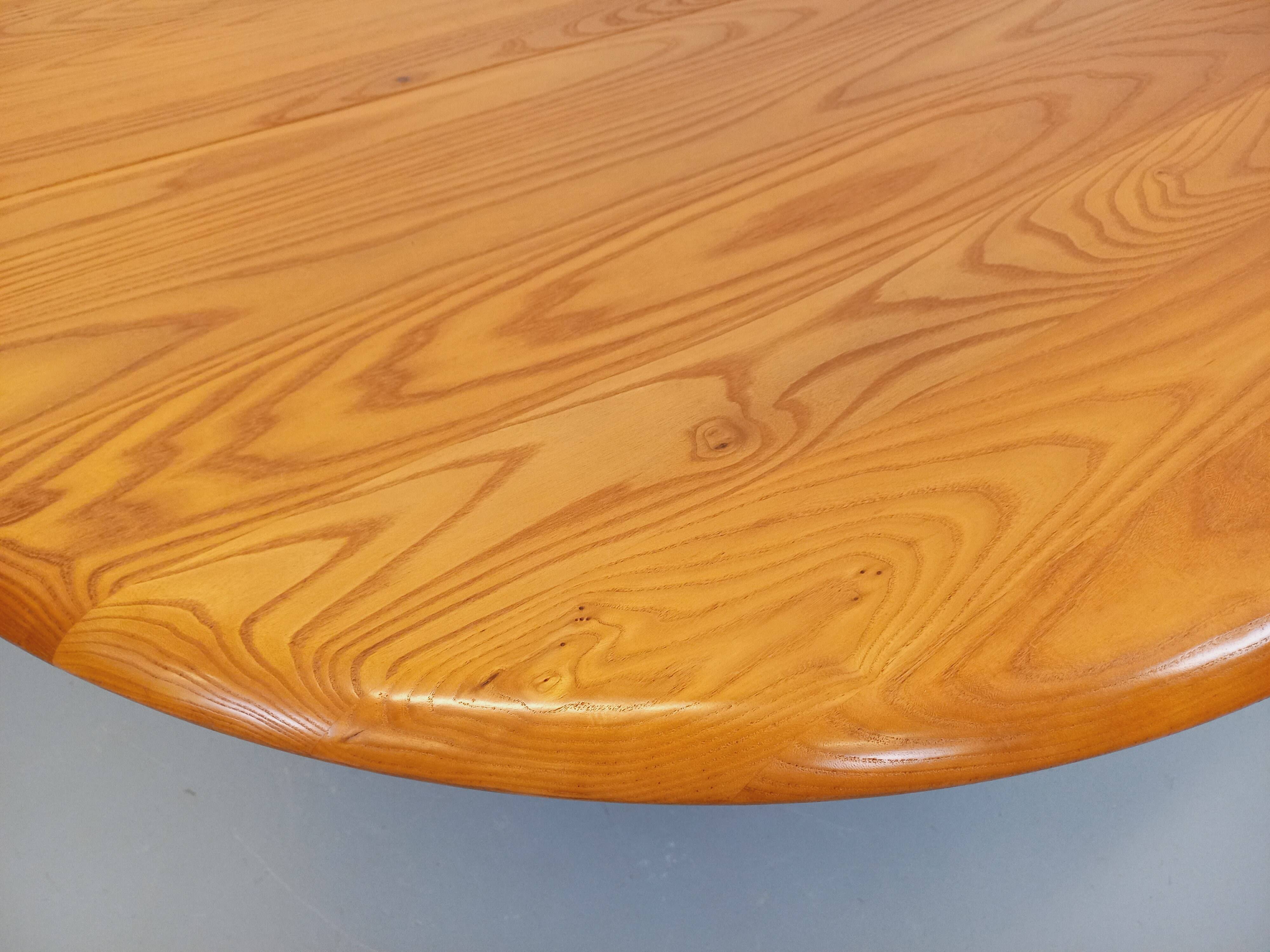 Table à manger ronde vintage Seltz des années 70 80 en orme blond massif