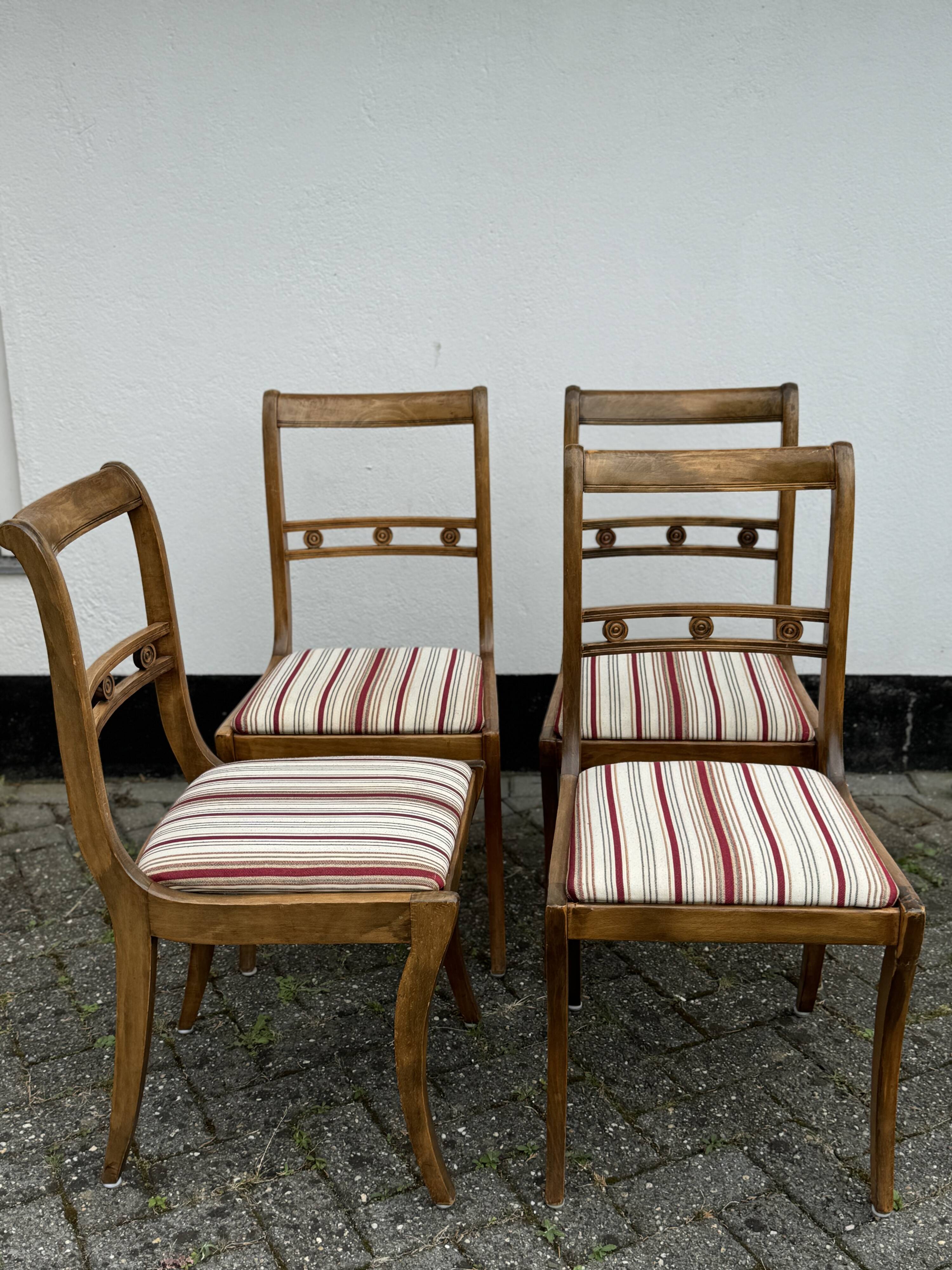Set of 4 vintage mahogany dining chairs