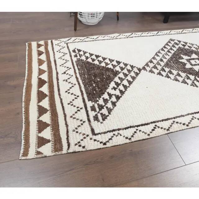 Vintage Turkish Oushak Handmade Wool Cotton White Runner Rug 90x345