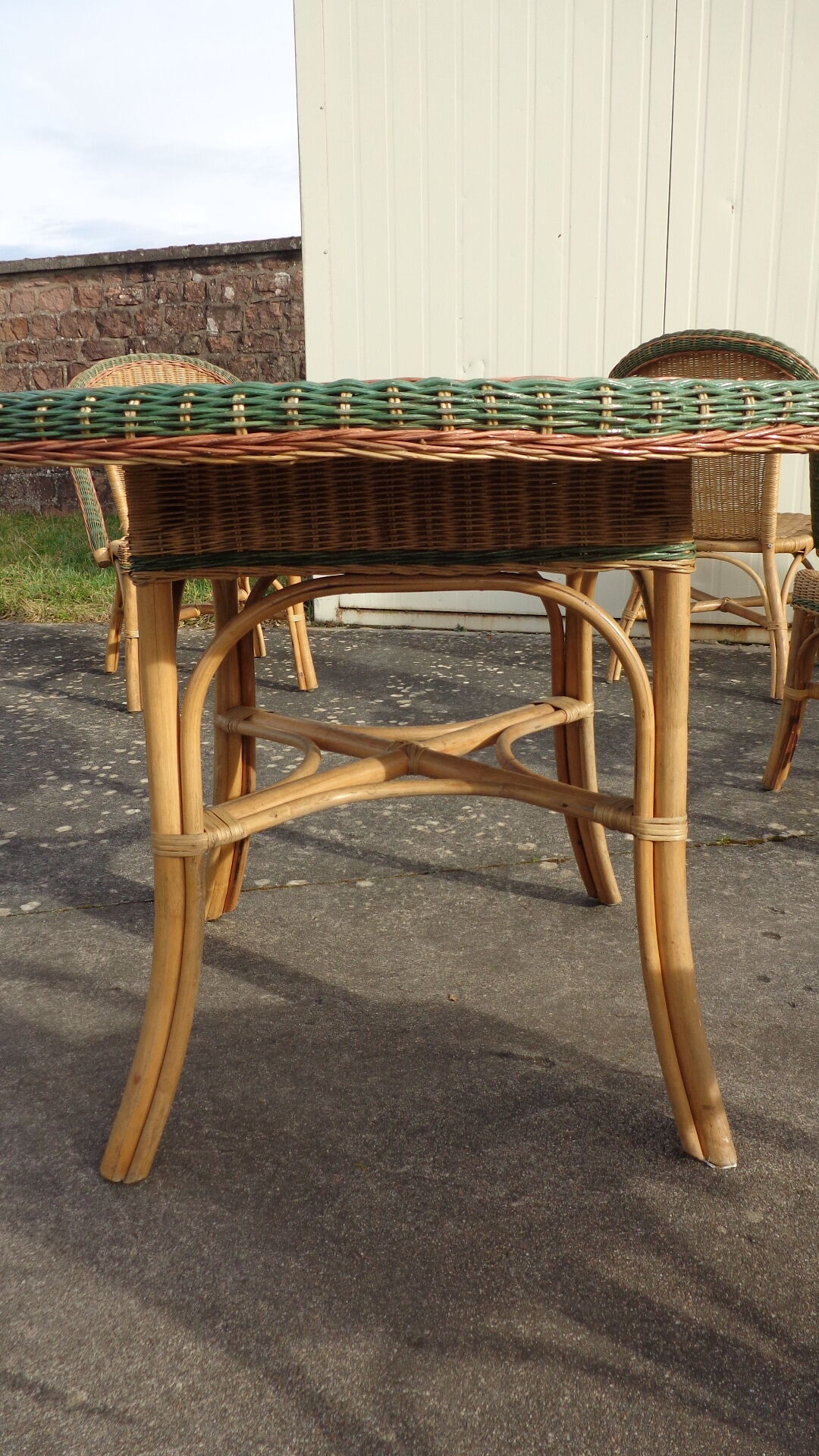 Rattan garden lounge