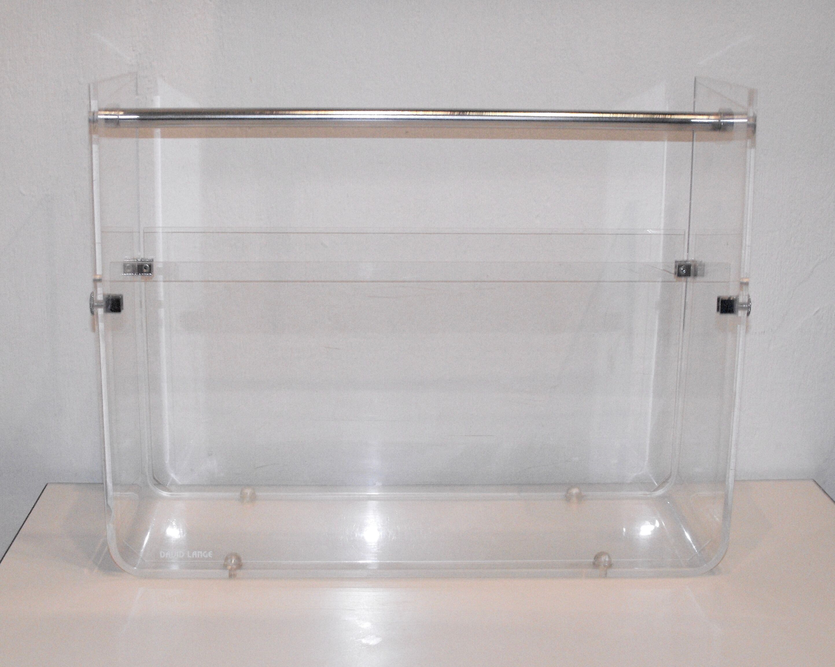 Porte revue en plexiglas de David Lange vintage