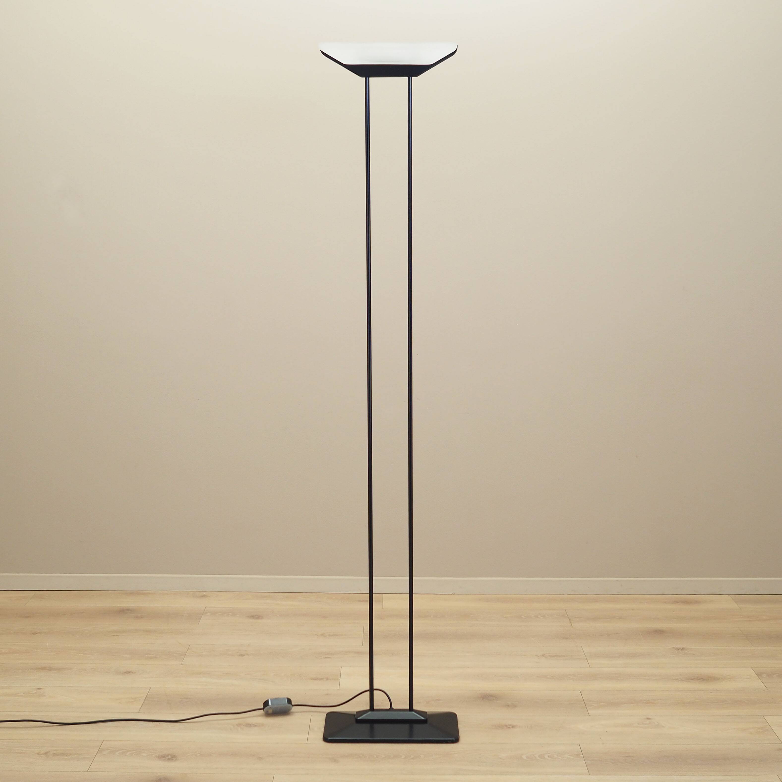Floor lamp, Italian design, 1970s, production: Italy