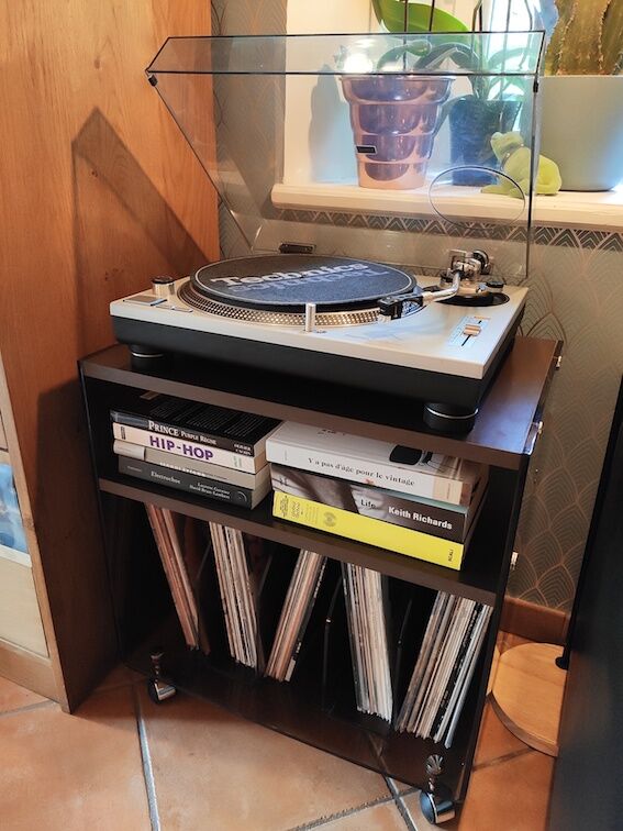 Plexiglass vinyl platinum furniture