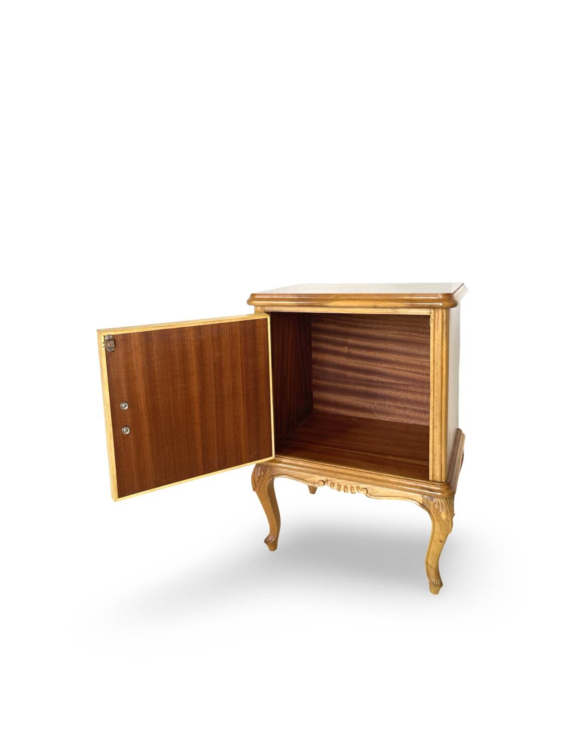 Tables de chevet italiennes en placage de noyer du milieu du siècle, années 1960.