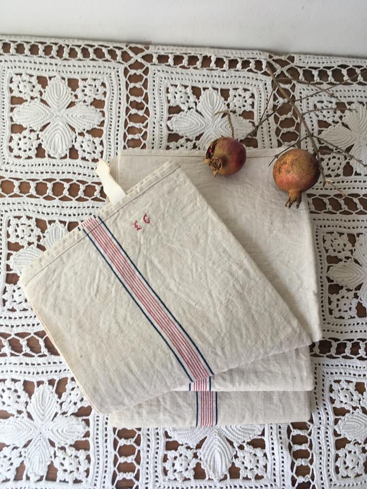 Lot of three rags old monograms eg