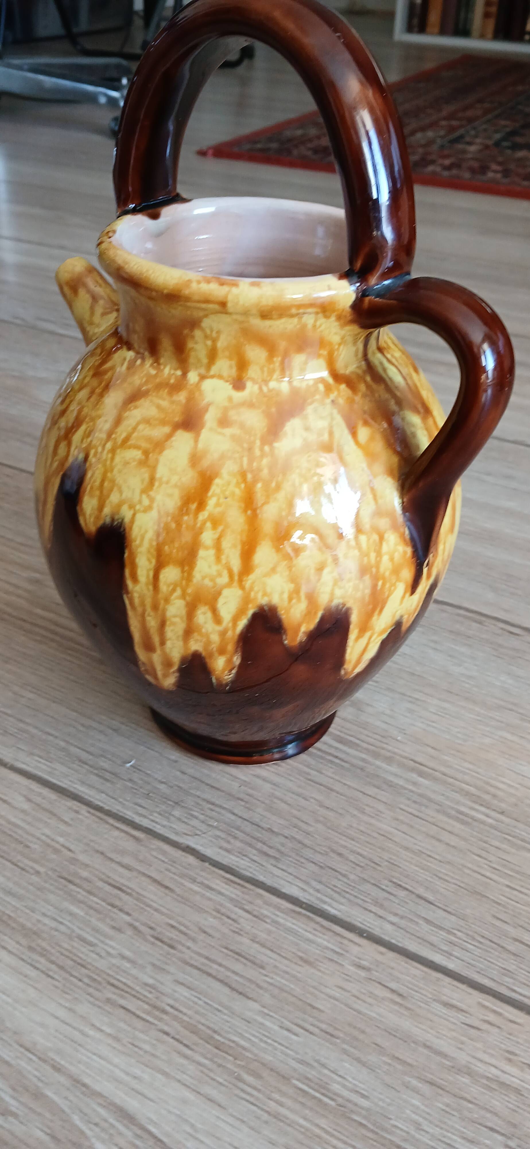 Vintage Vauzelle Oléron water pitcher