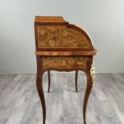 Bureau à cylindre en marqueterie de style Louis XV, XIXe siècle