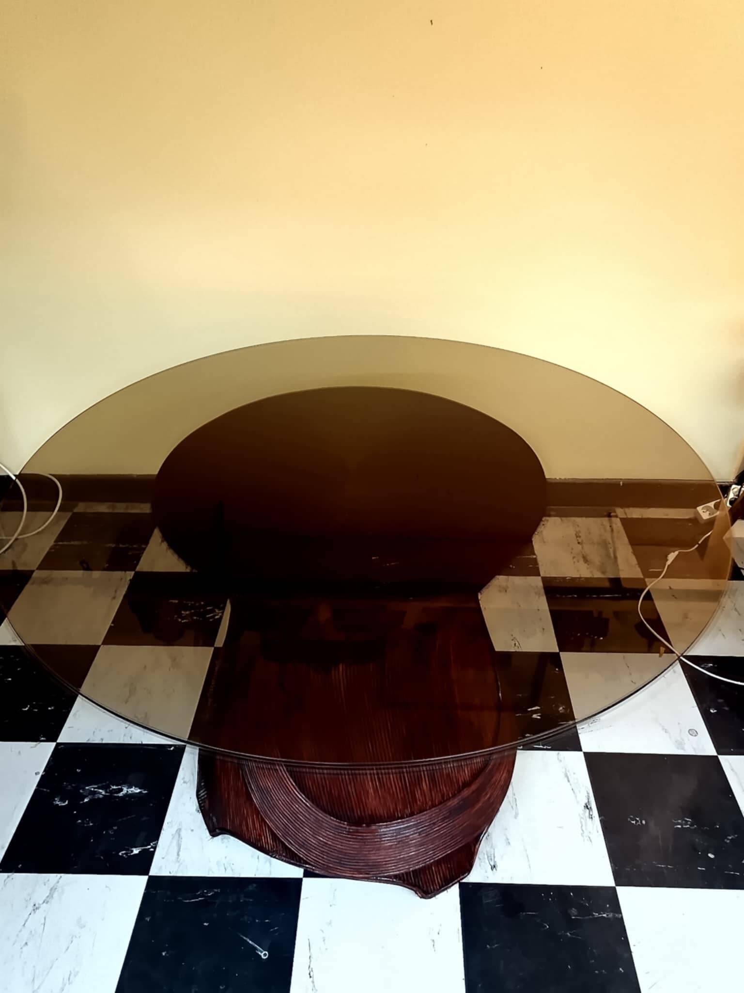 Dining table with rattan marquetry