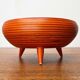 Bol tripode orange moderne du milieu du siècle en bois de Paavo Asikainen, Finlande, 1960s