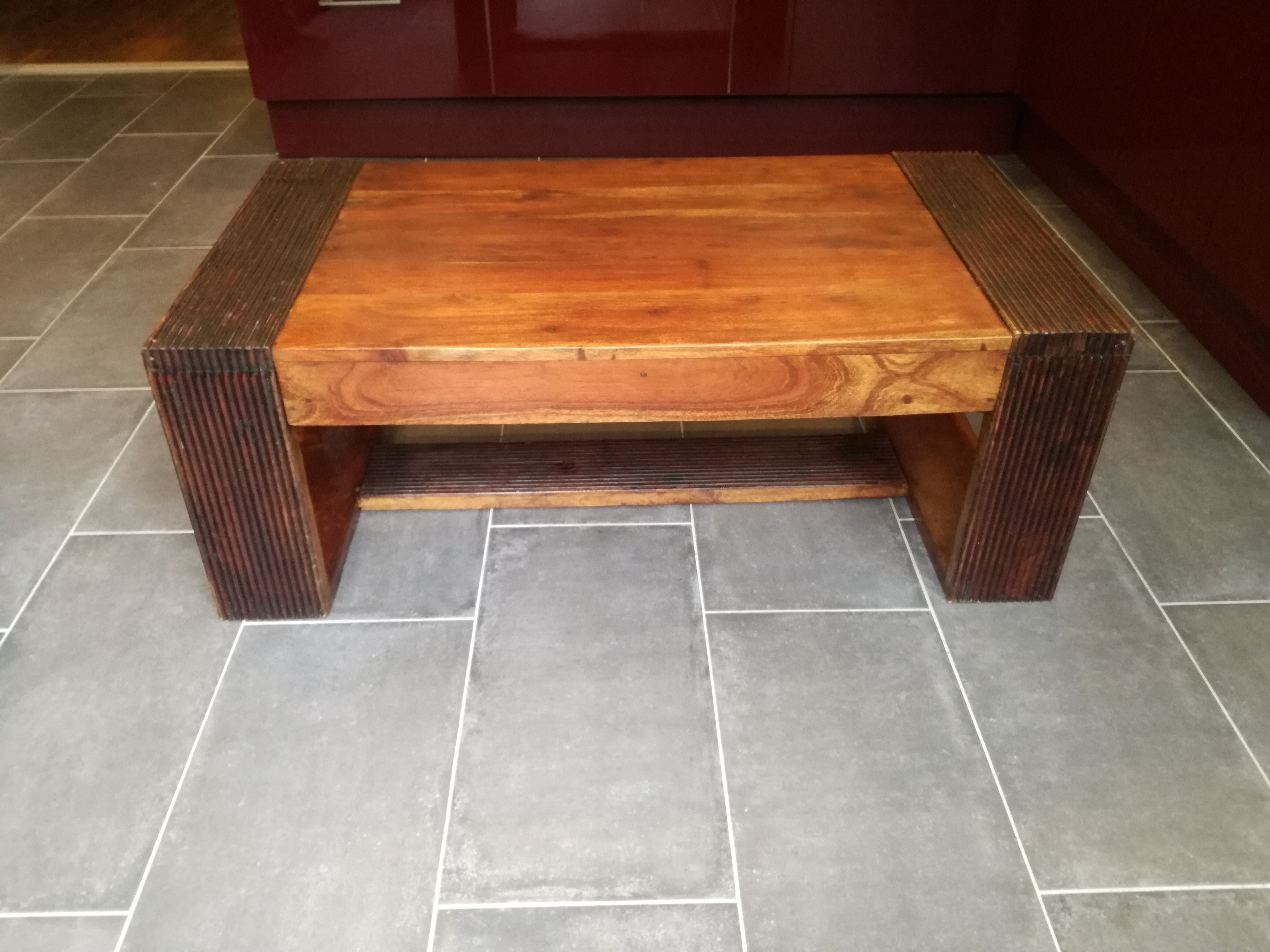 Table basse de style art déco