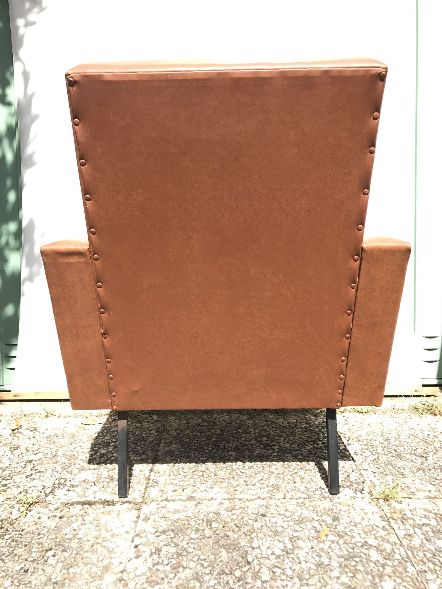 Ancient 70s brown black metal legs armchair wood vintage