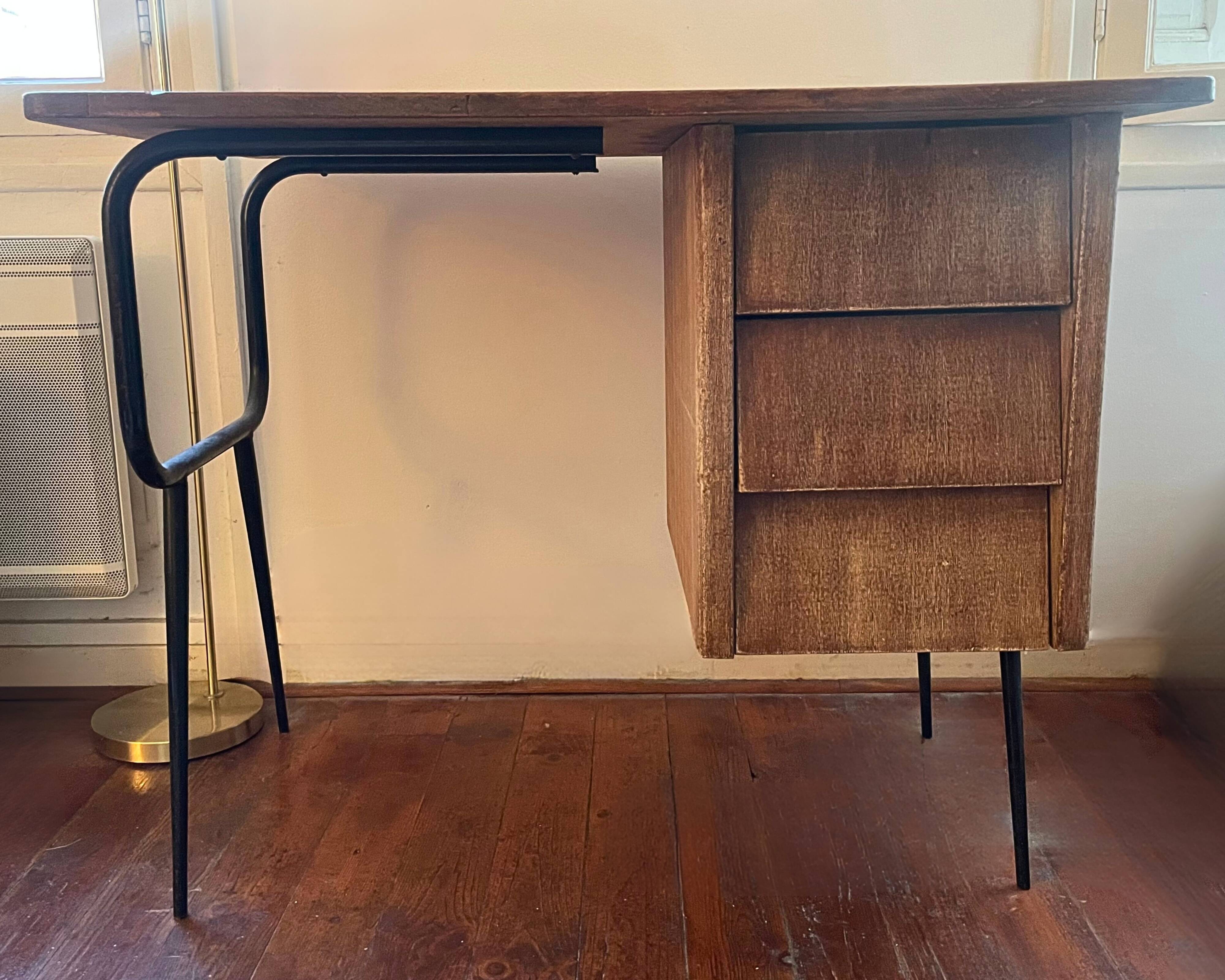 Vintage desk from the 50s/60s.