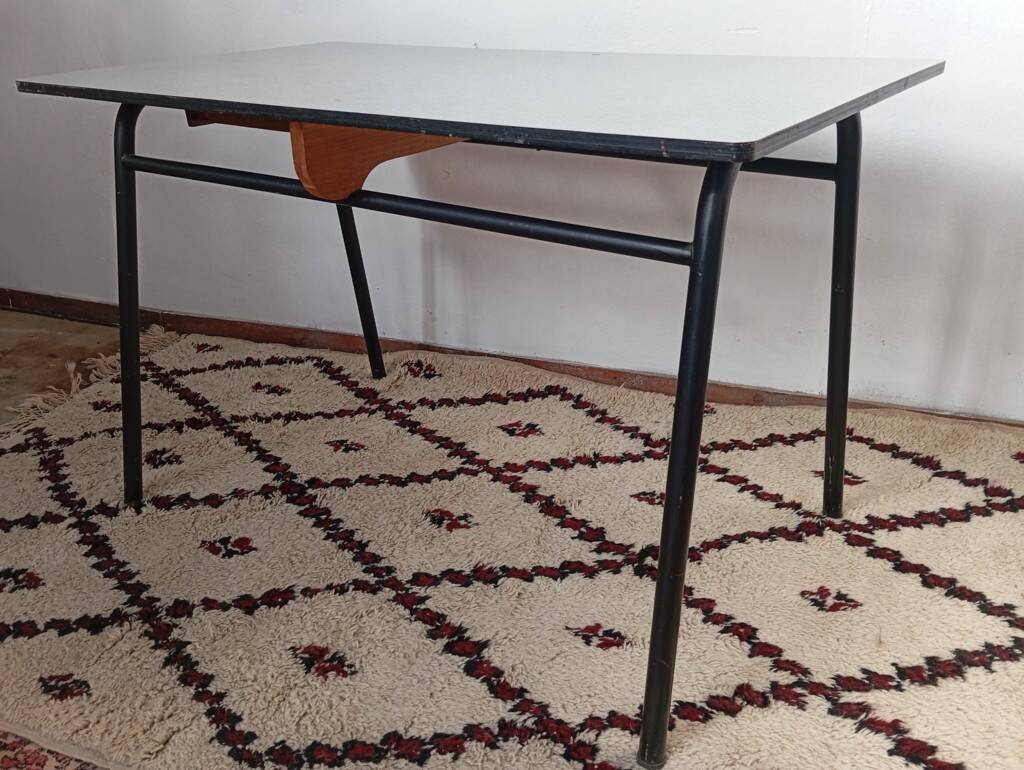 Modernist desk from the 1950s by J. Hitier