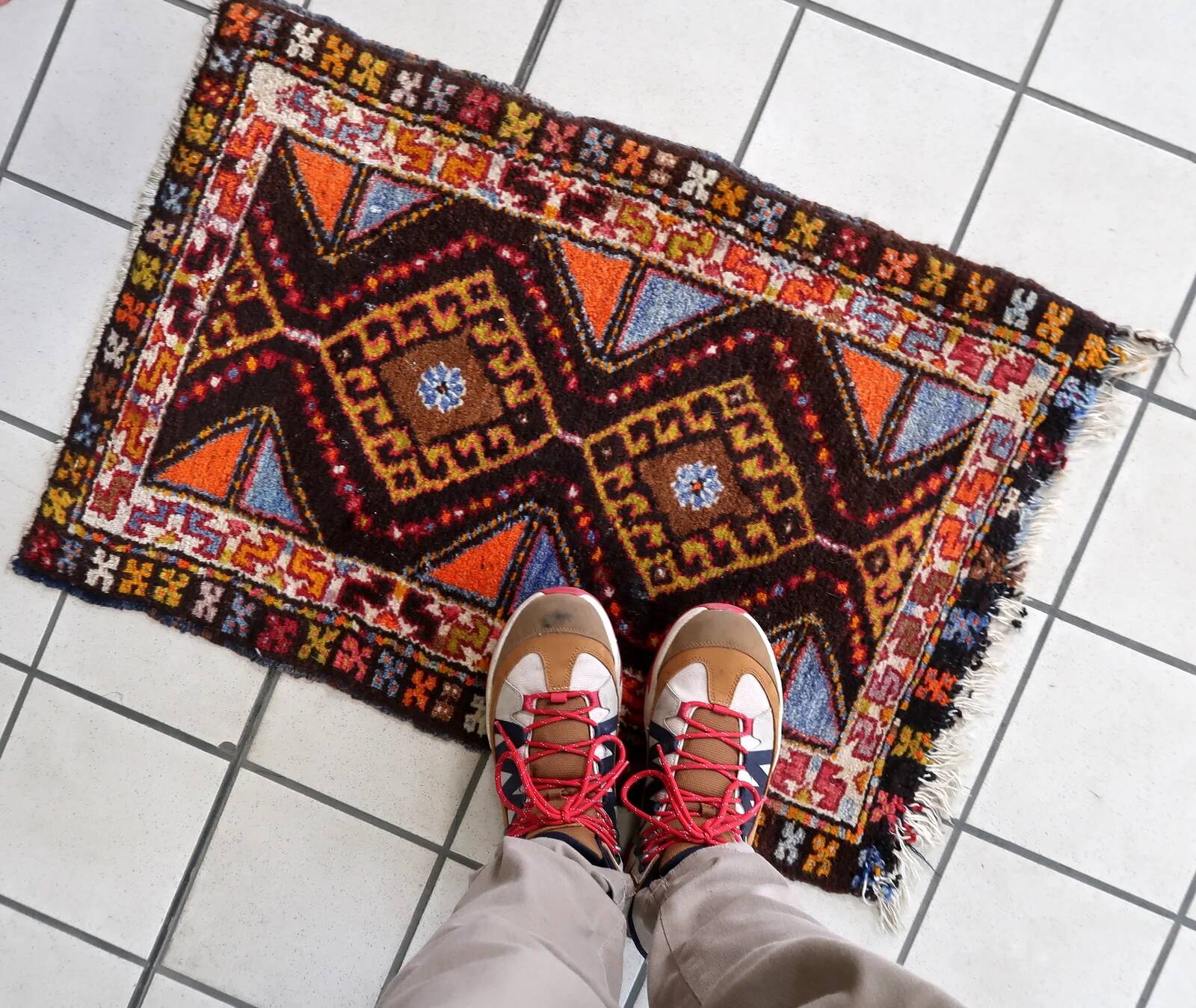 Handmade vintage Turkish Yastik rug 54cm x 80cm, 1950s