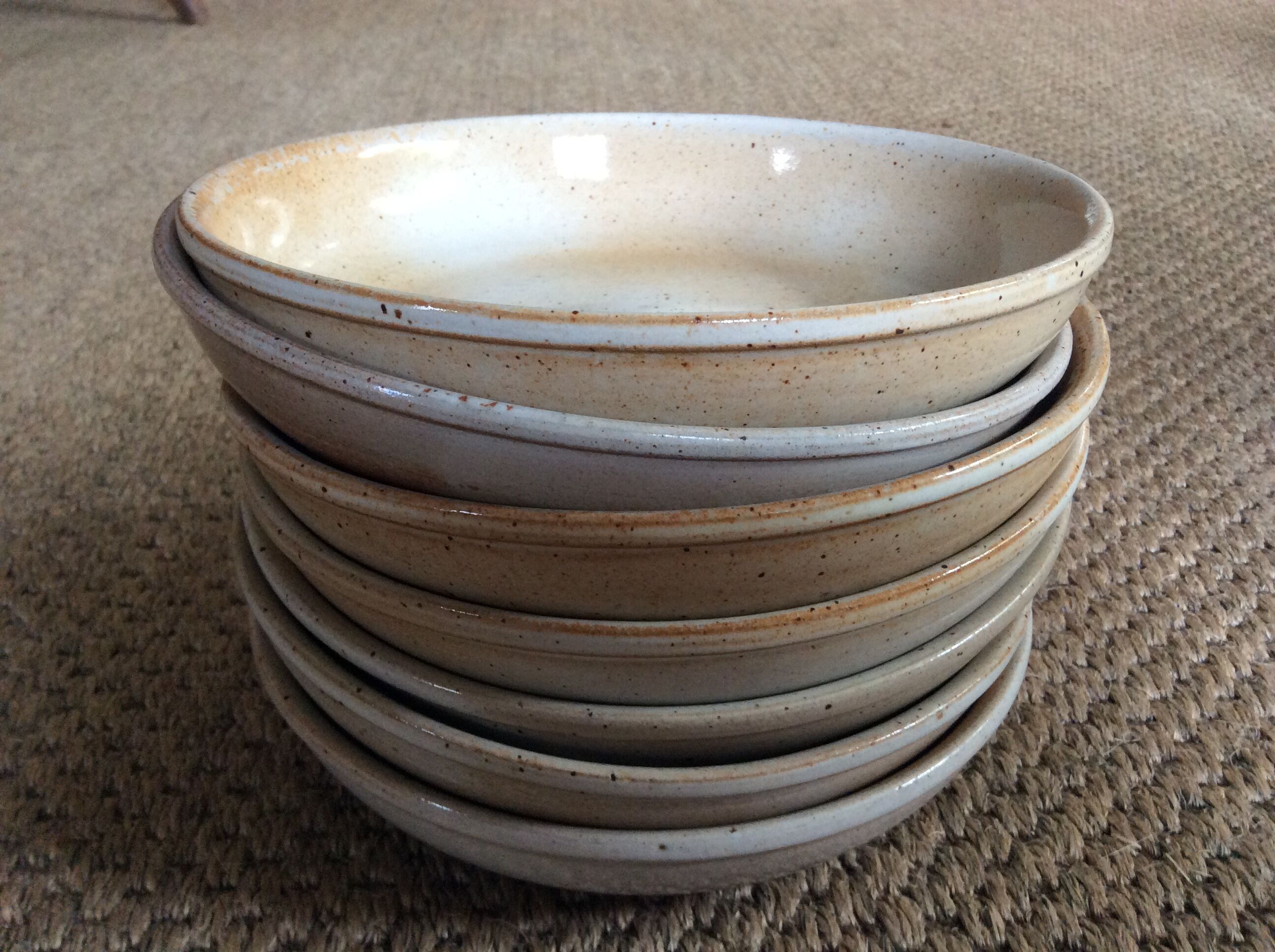 Series of 7 hollow sandstone plates