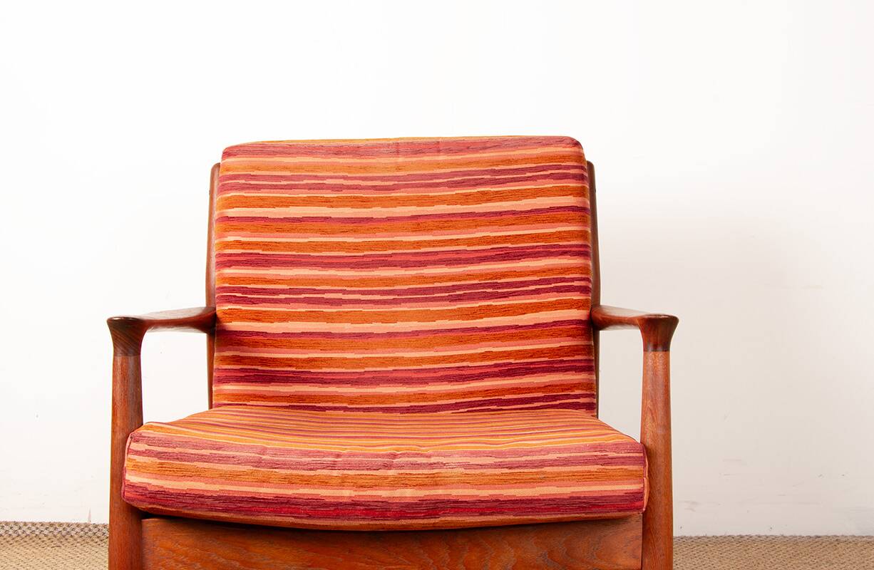 Pair of Danish armchairs in solid teak and fabric, Svend Aage Eriksen 1960.
