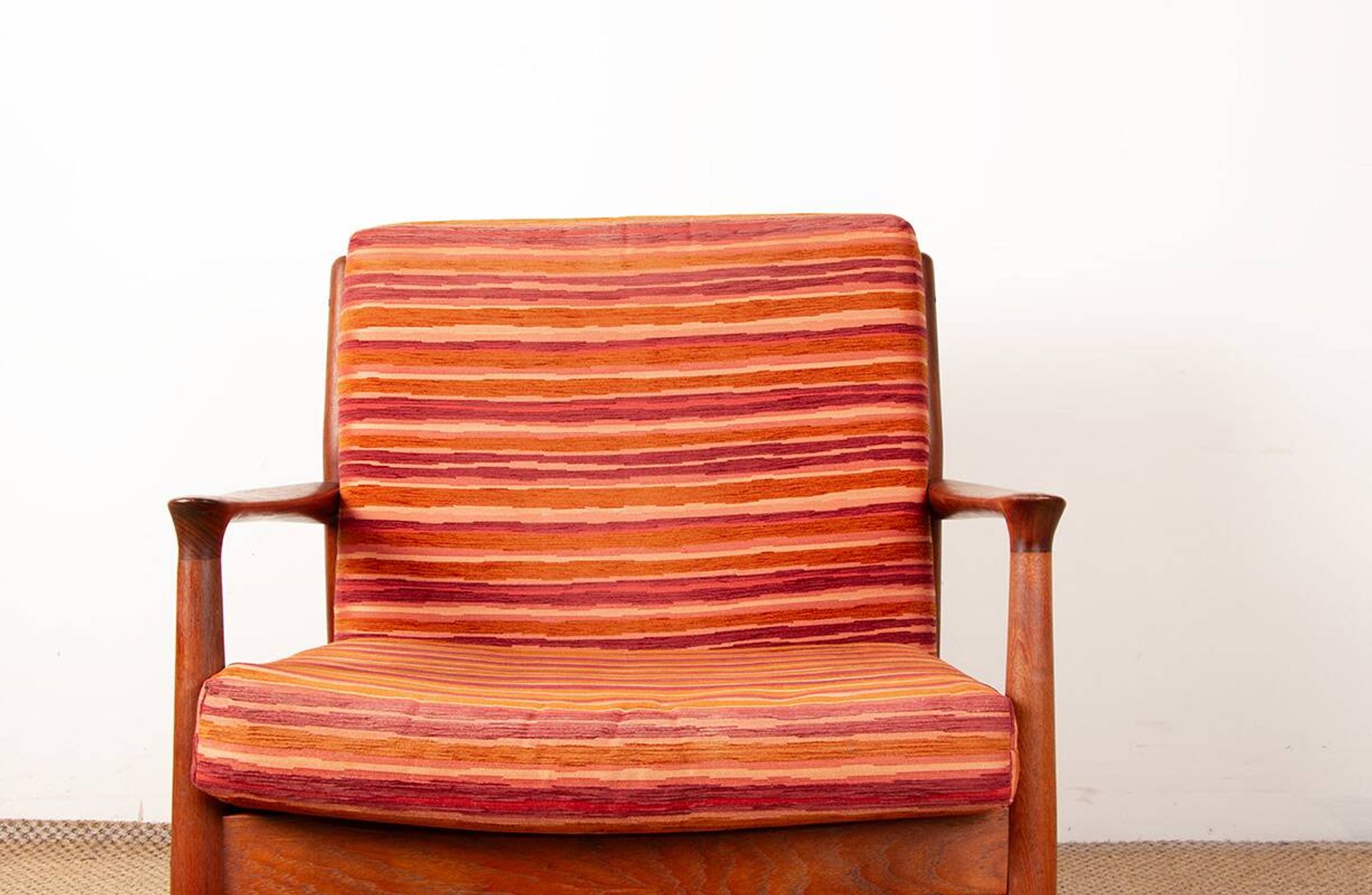 Pair of Danish armchairs in solid teak and fabric, Svend Aage Eriksen 1960.