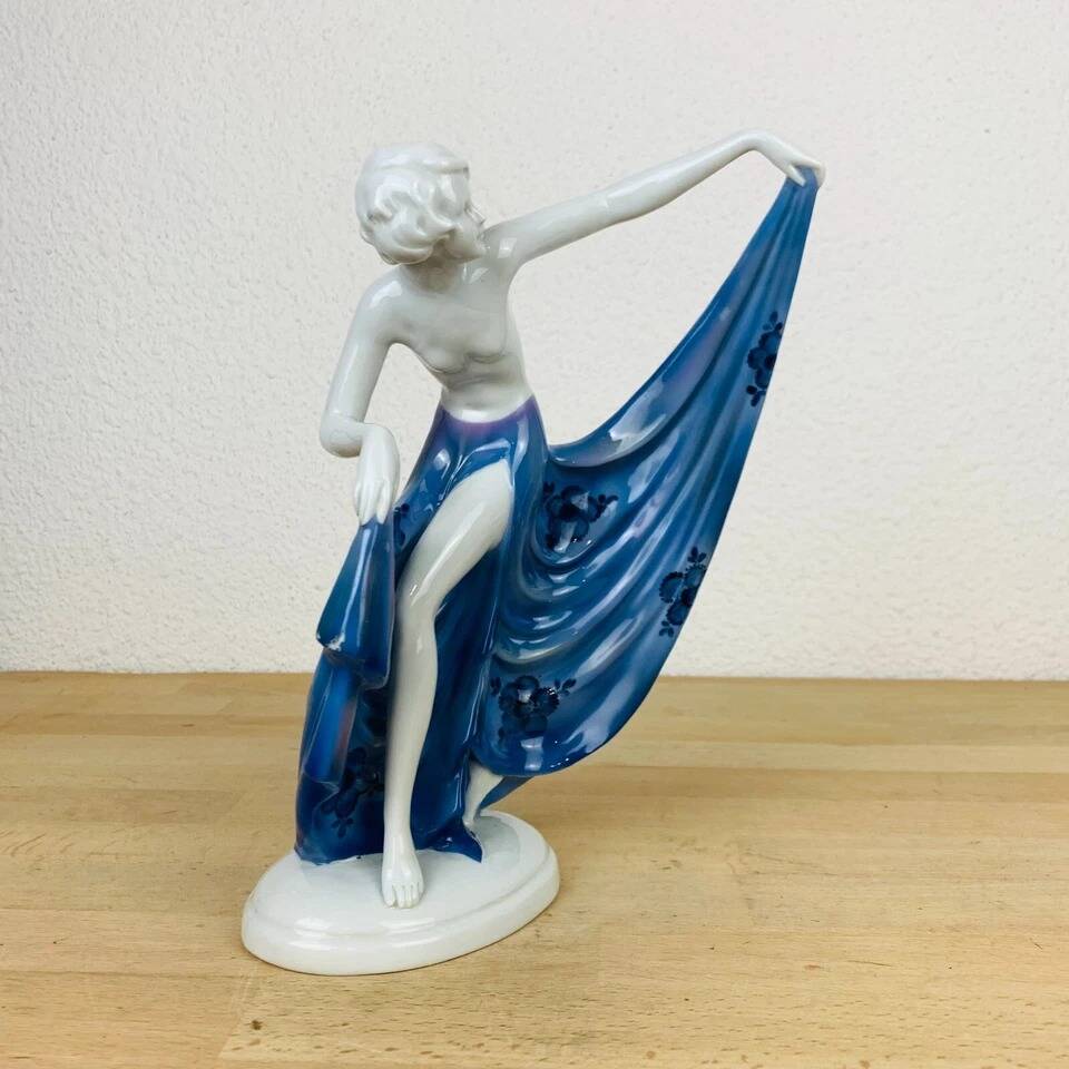Art Deco dancer sculpture by Fasold & Stauch, German porcelain.