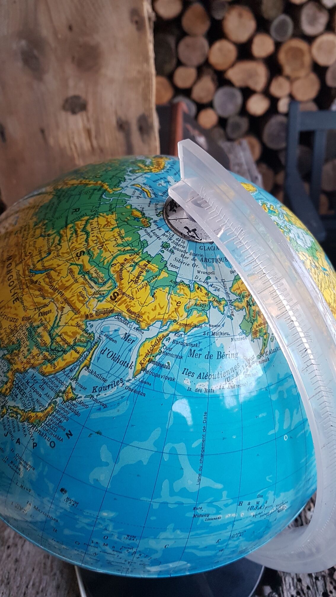 Vintage globe 1980