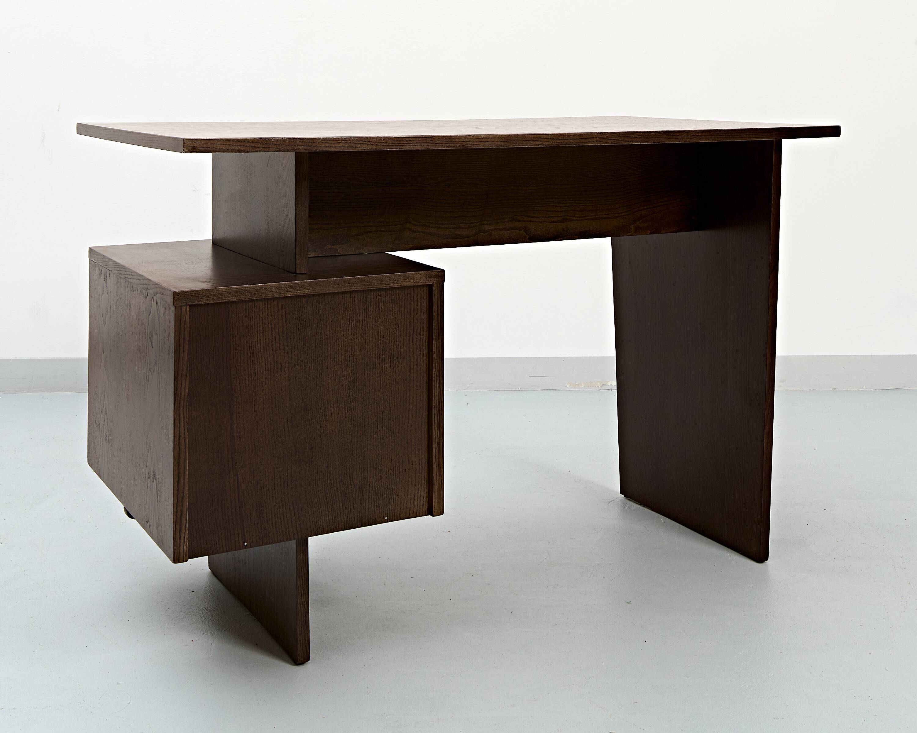 Czechoslovakian Writing Desk by Bohumil Landsman for Jitona, 1970s