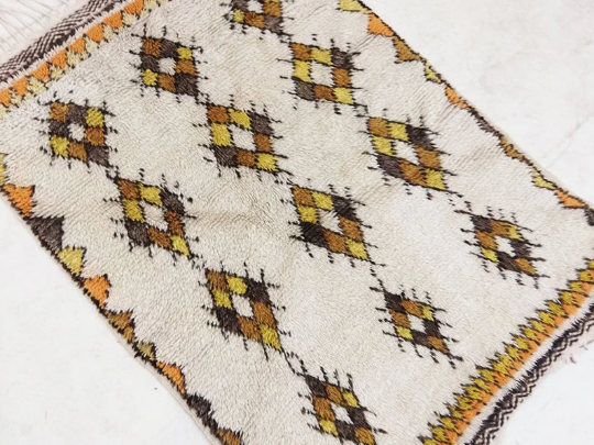 Moroccan carpet 137x92cm