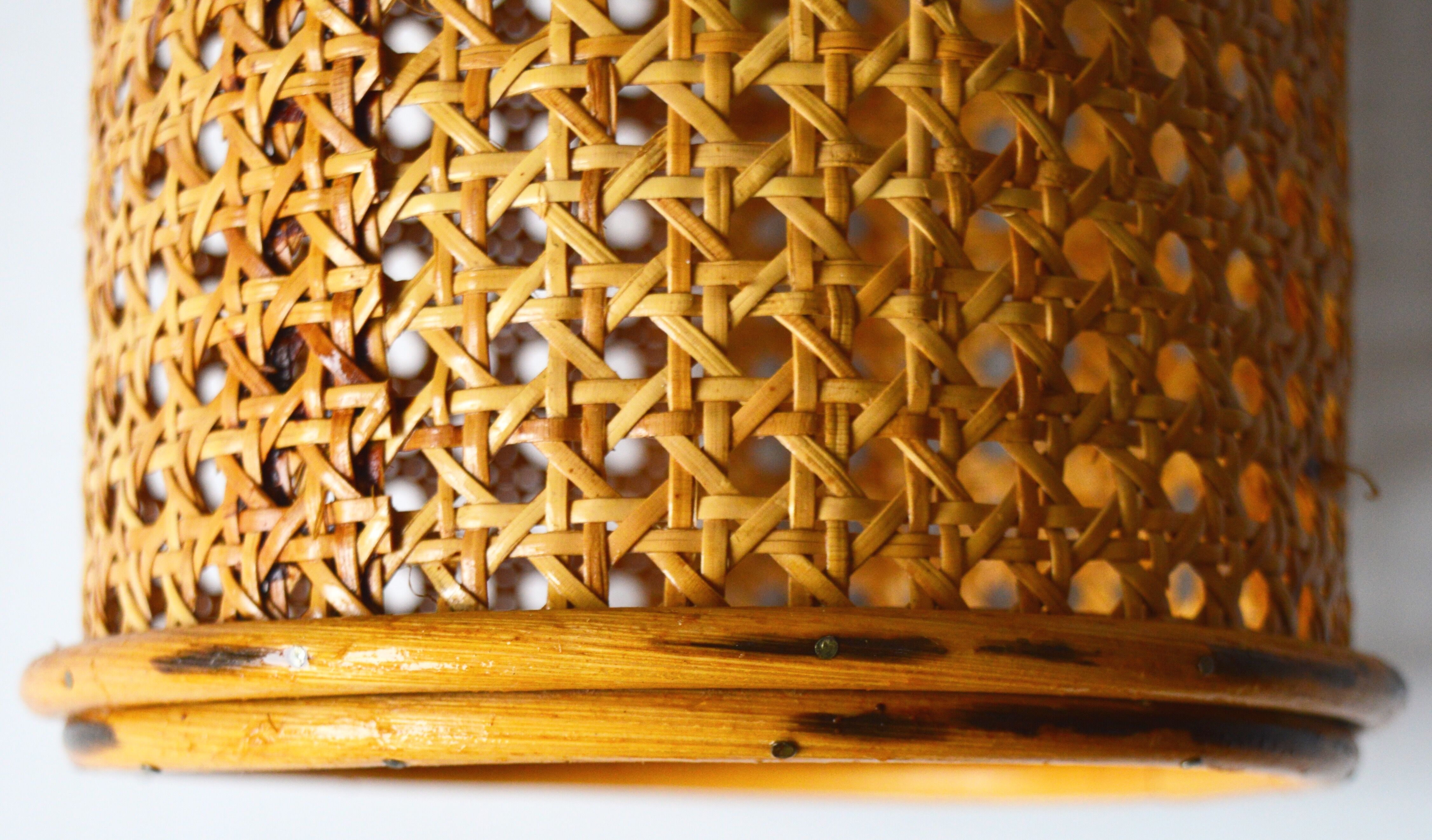 Rattan suspension light