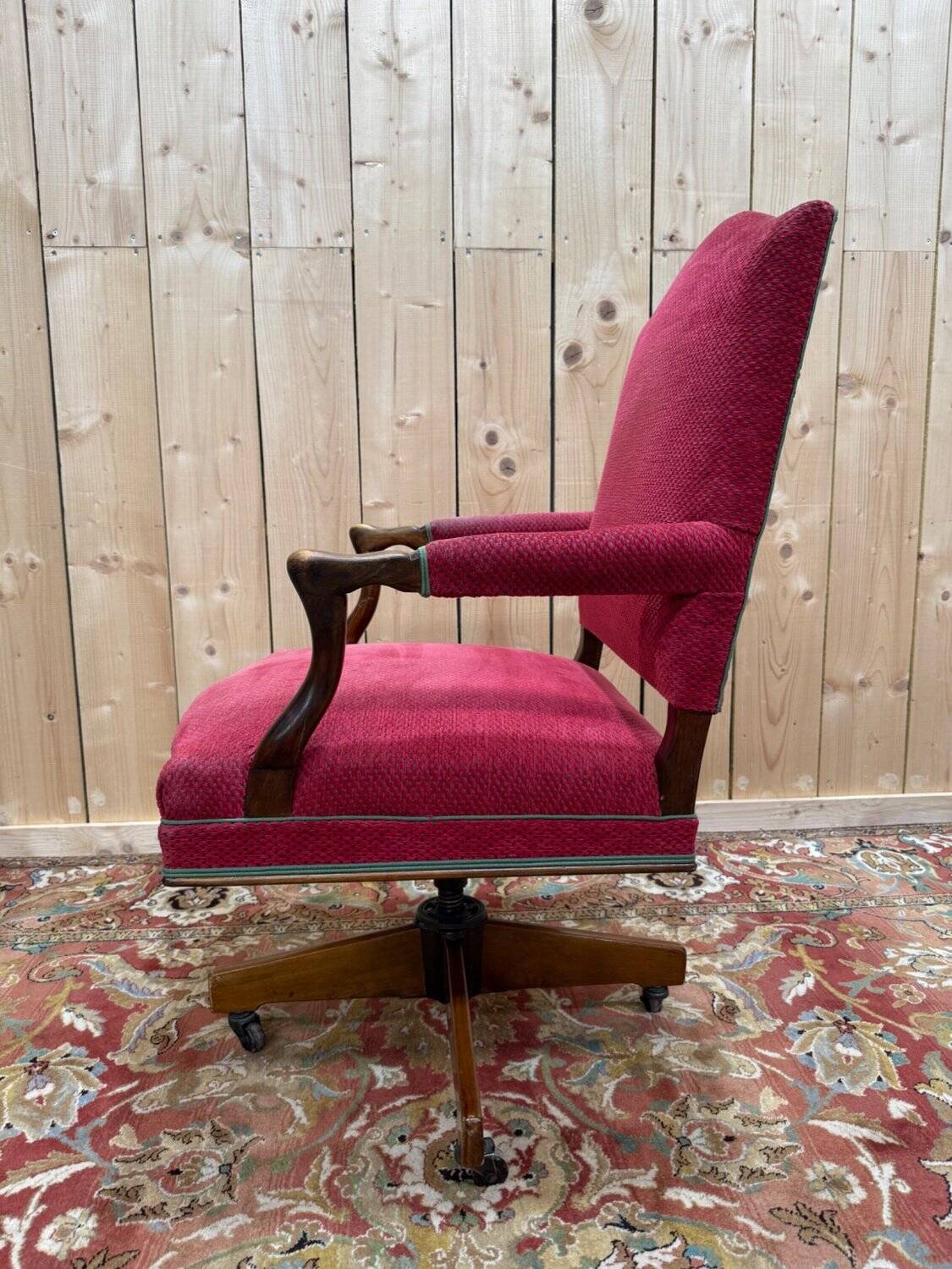 Fauteuil de bureau pivotant – Style Gainsborough – Époque Édouardienne – Bo
