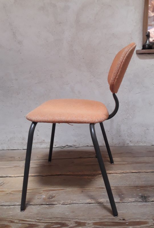 Set of 3 Steelcase Strafor chairs
