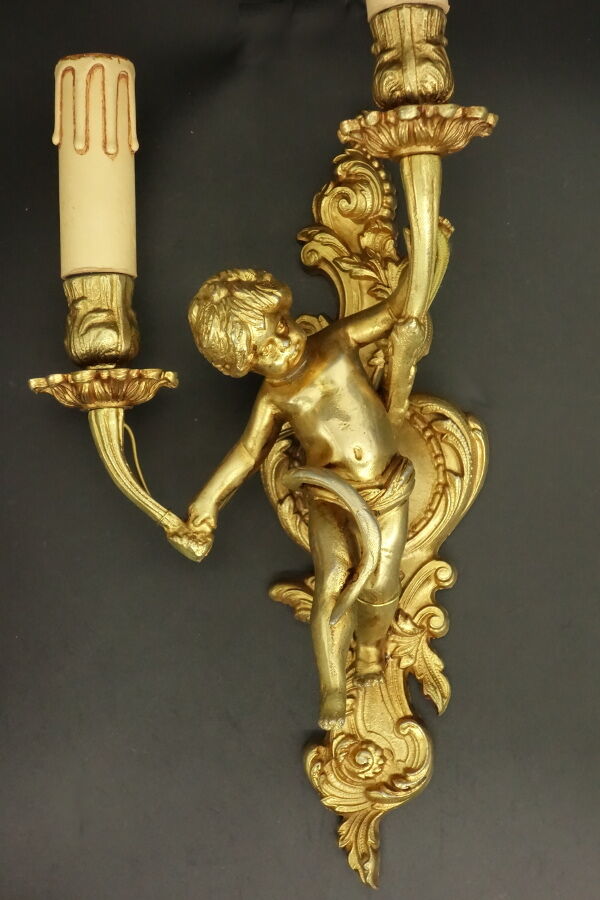 Great pair of wall light  the Cherubim, of Louis XV style