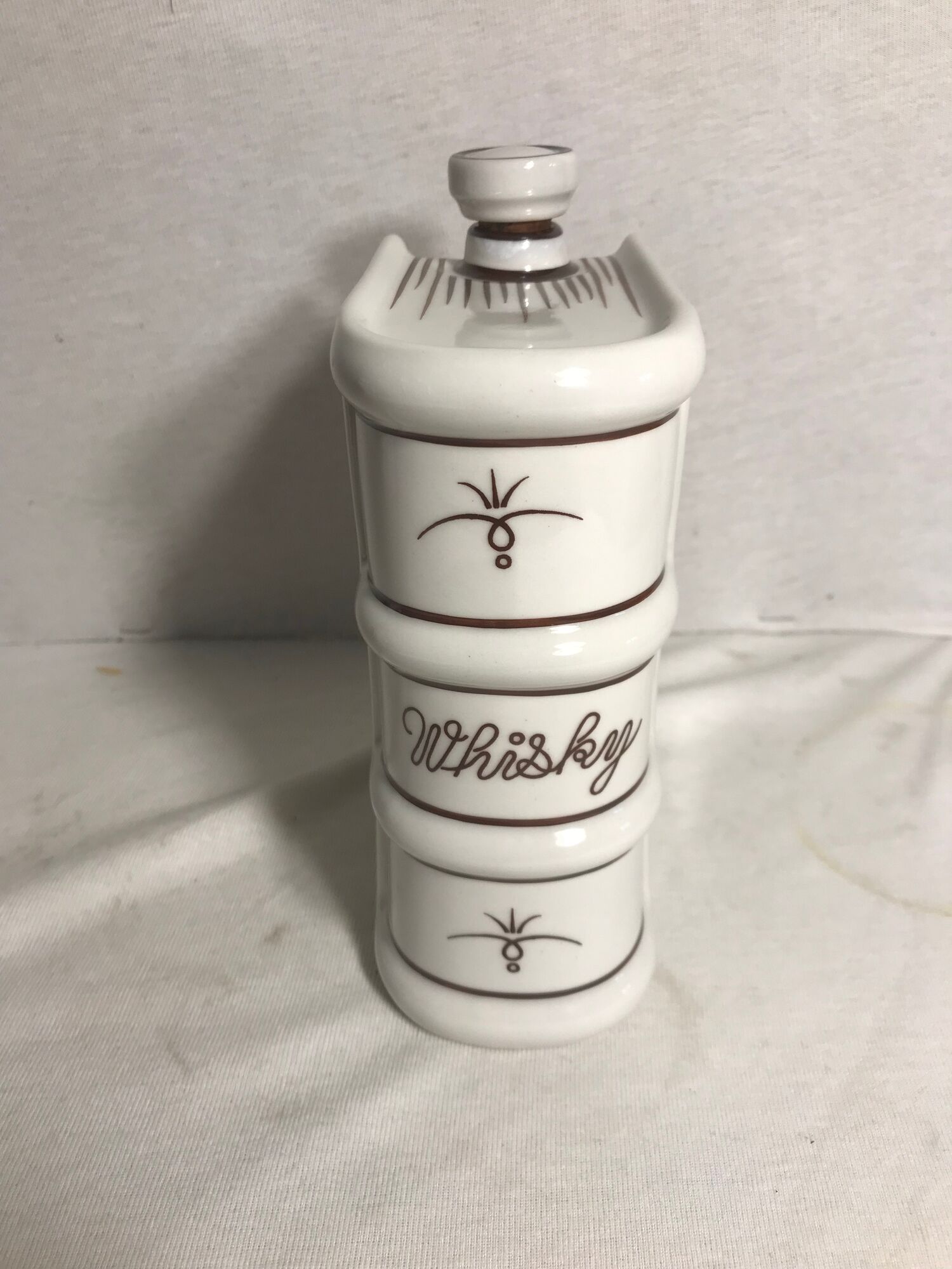 Old whisky porcelain blanche bottle made in france - vintage bouchon