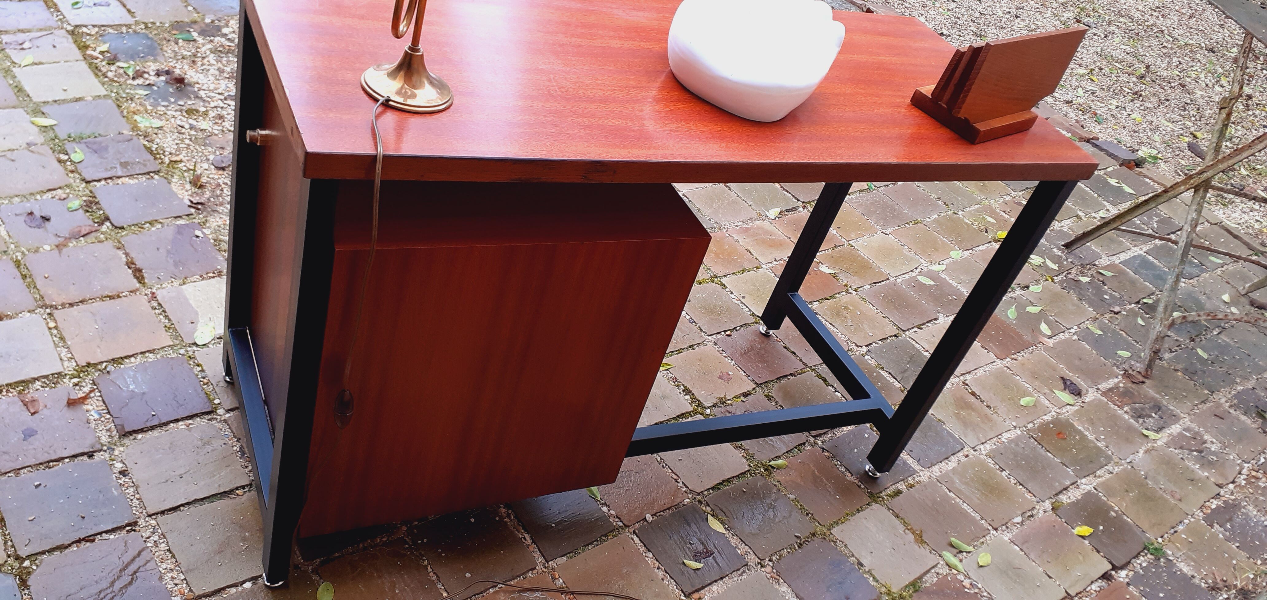 Desk year 60 Henri Balavoine