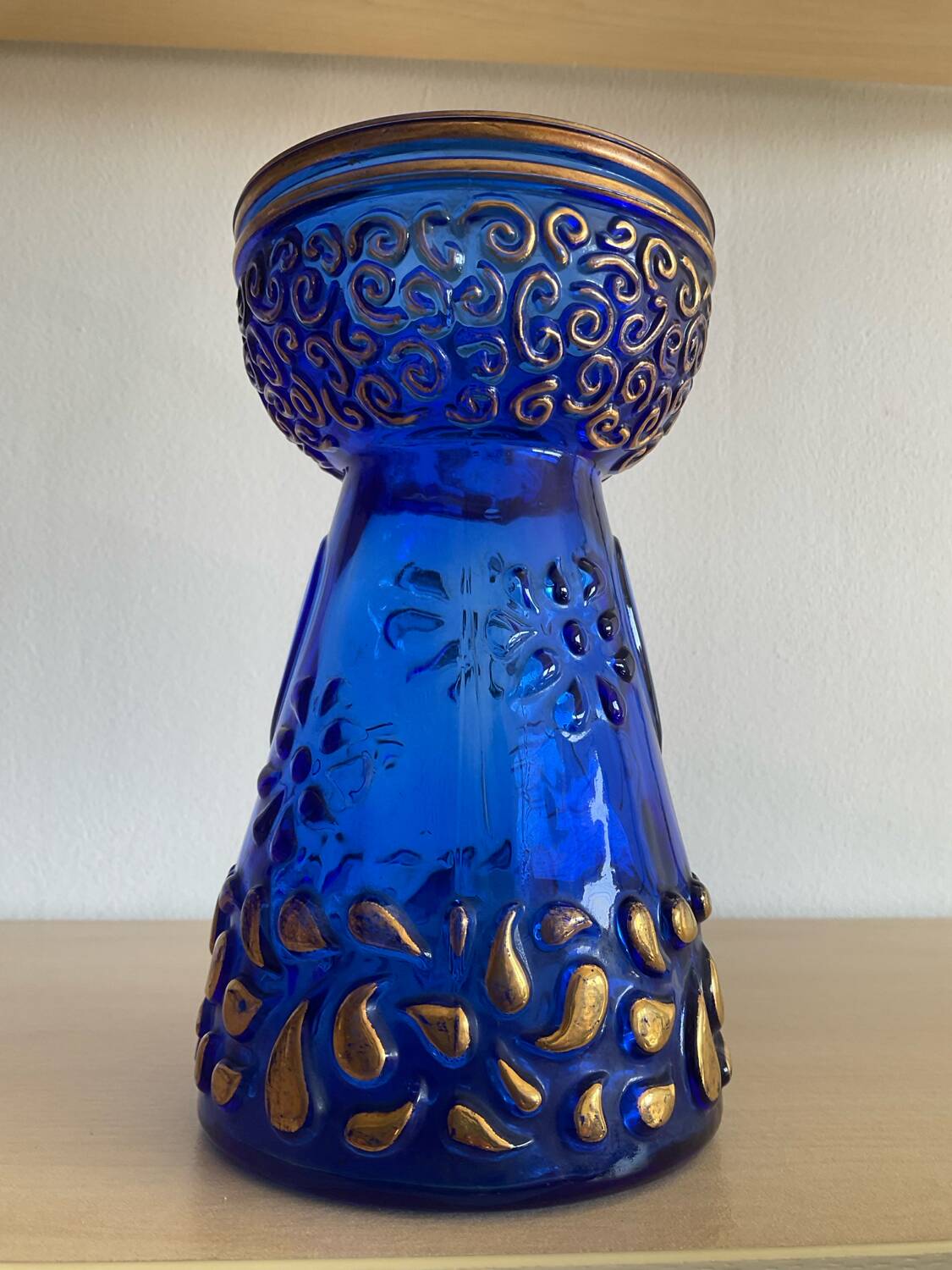Anthropomorphic Hyacinth vase in cobalt blue and gold glass