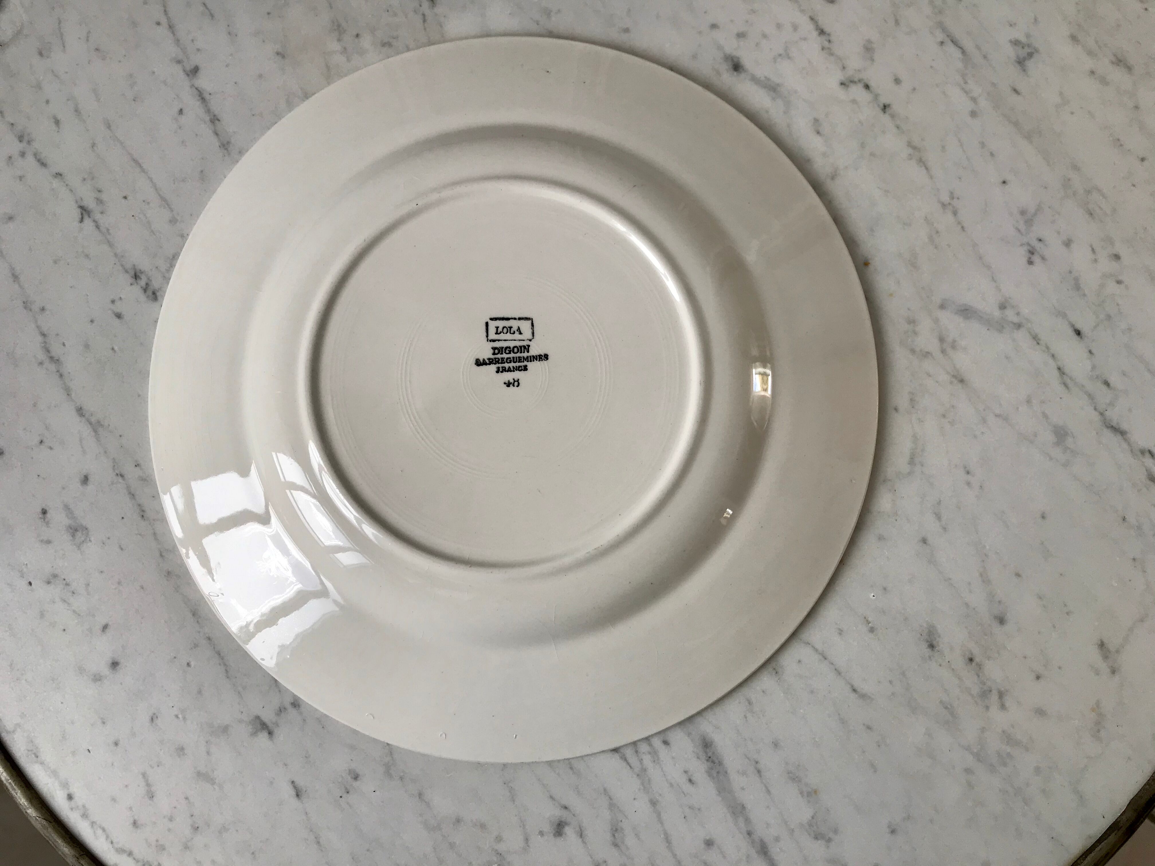 Round dish digoin sarreguemines model "lola" water green years 30-40