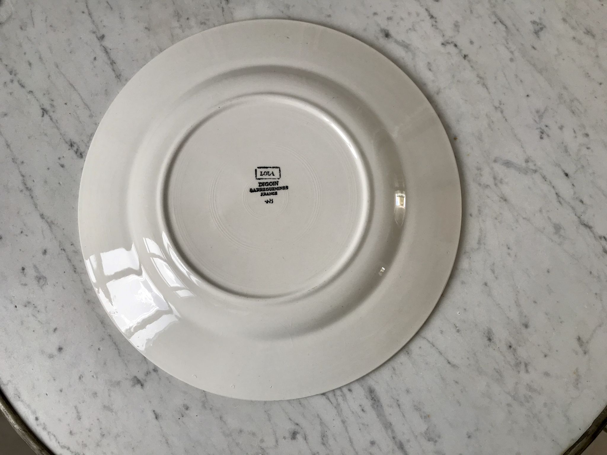 Round dish digoin sarreguemines model "lola" water green years 30-40