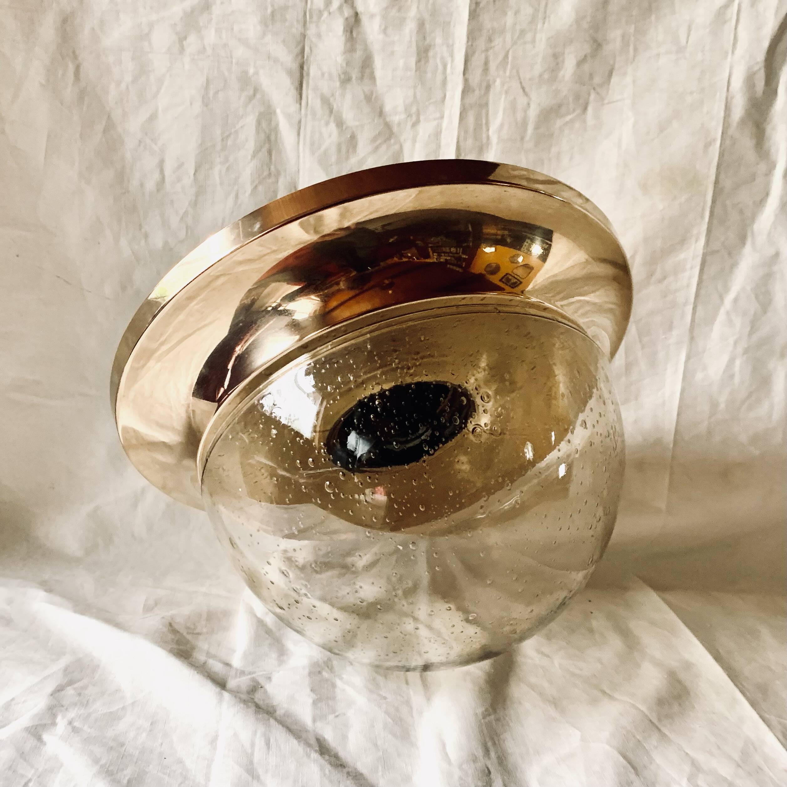 Vintage ceiling light in brass and bubbled glass