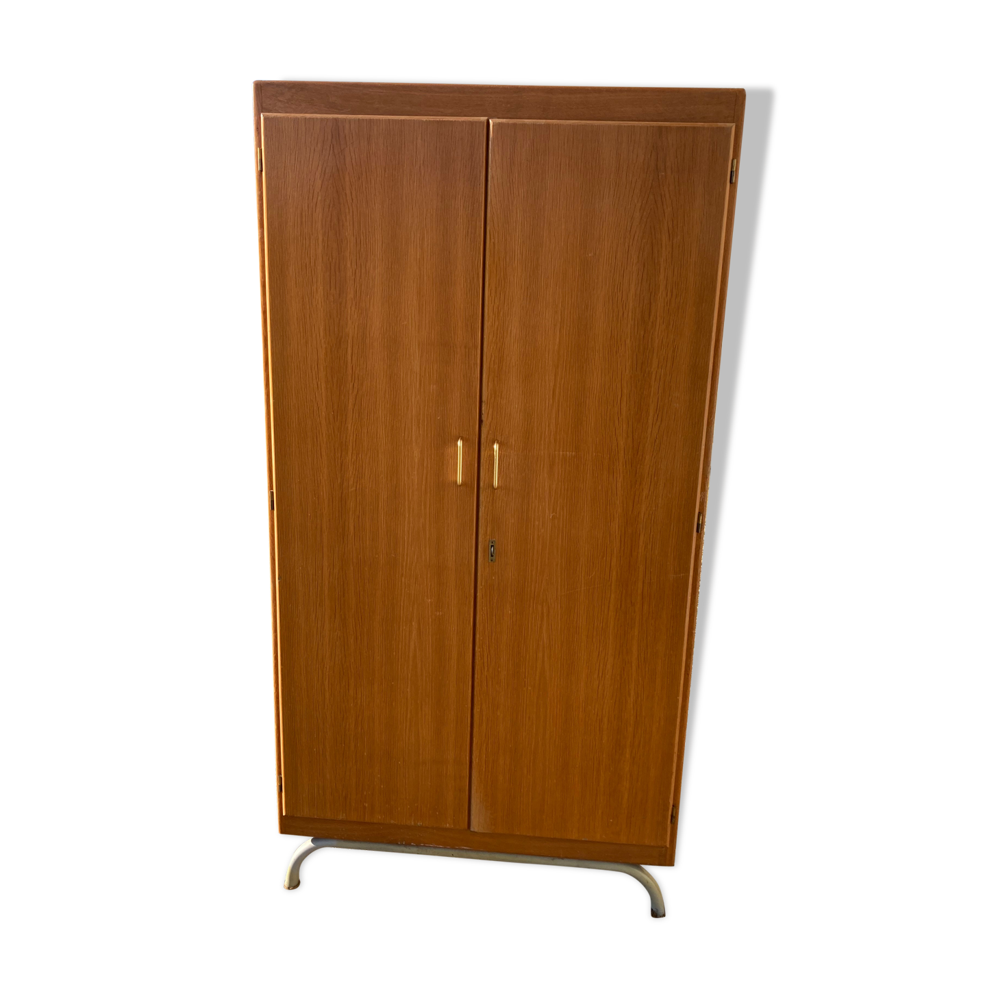 2-door boarding cabinet