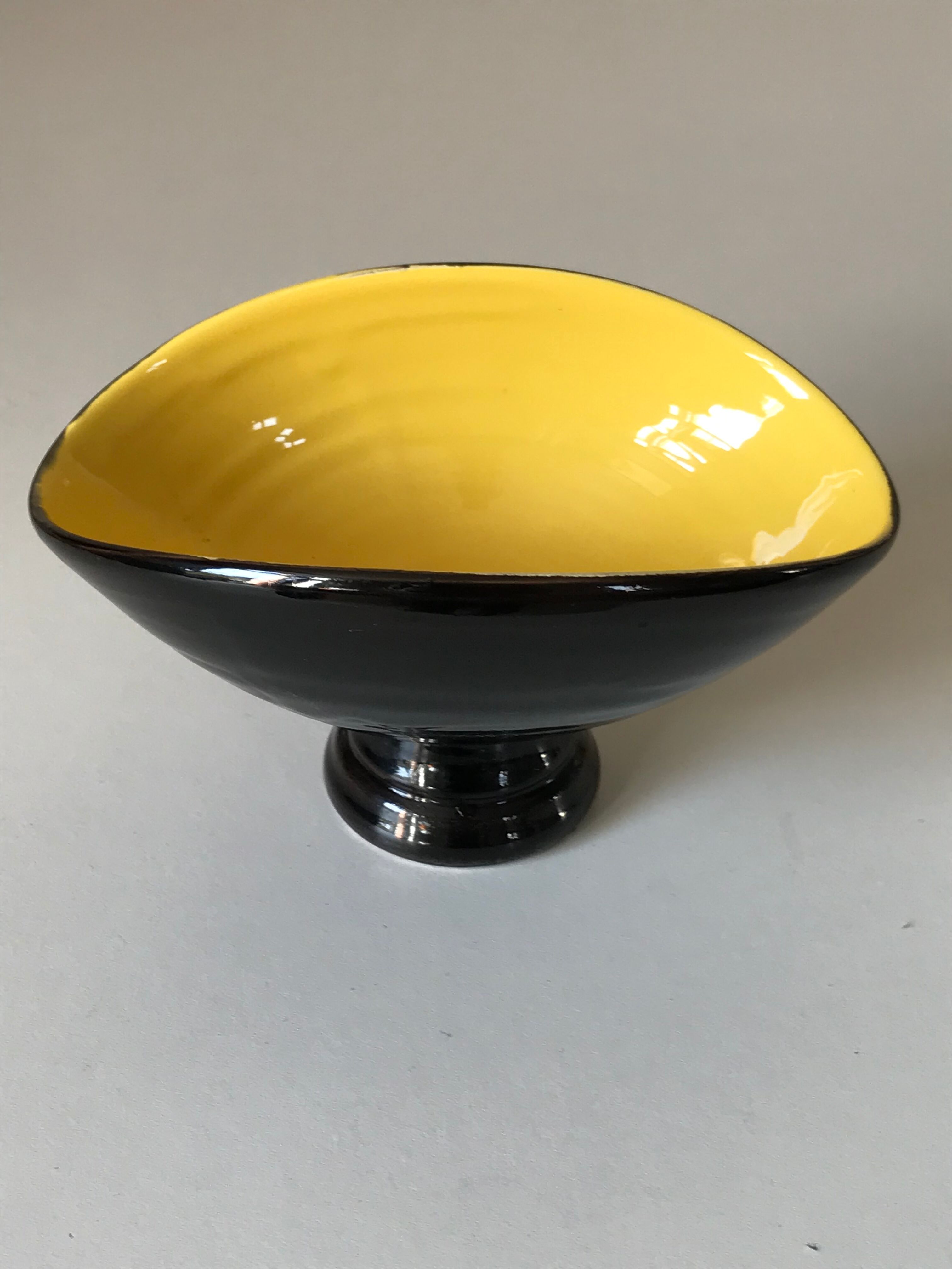 Cut free form vintage design 60s