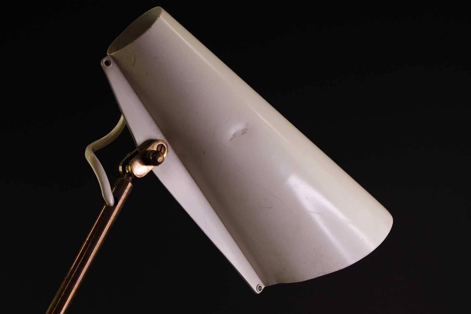 Midcentury Modern White Table Lamp "Birdy" by Birger Dahl, Sonnico, Norway 1950s