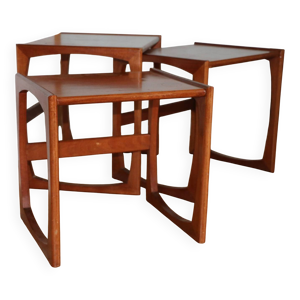 3 tables gigognes G Plan