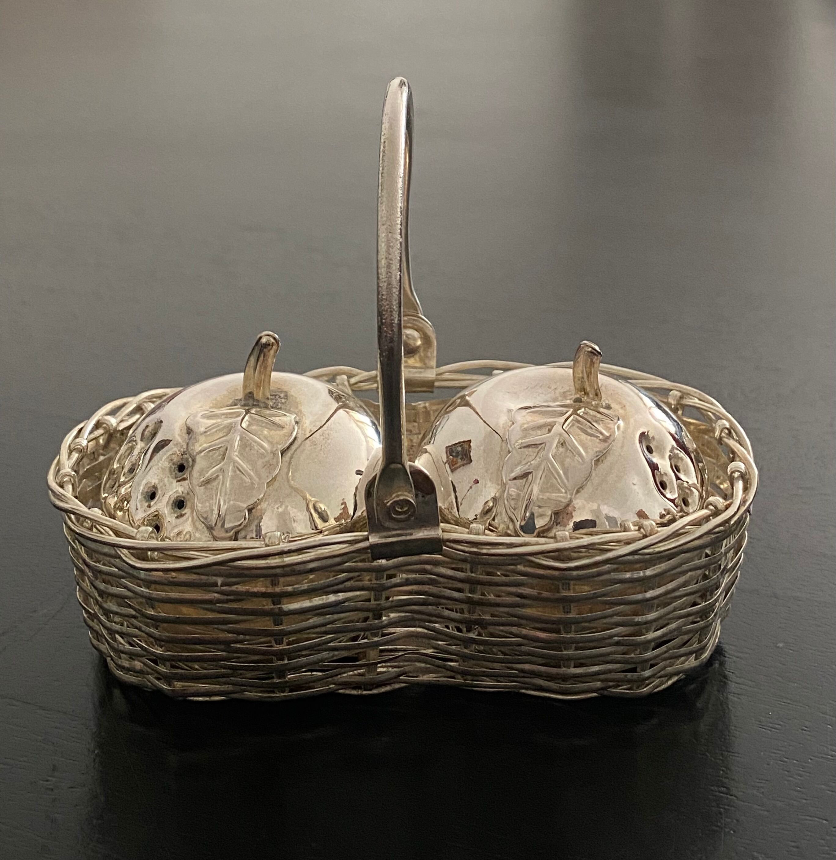 Salt and pepper shaker apple shape