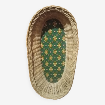 Oval wicker rattan basket