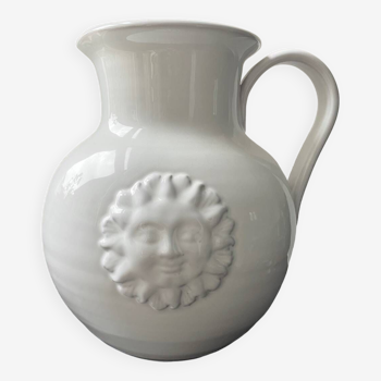 Vase, cruche soleil en céramique blanche