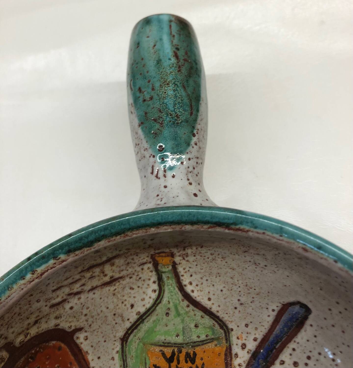 Ceramic fondue pot by Daniel Étienne in Vallauris