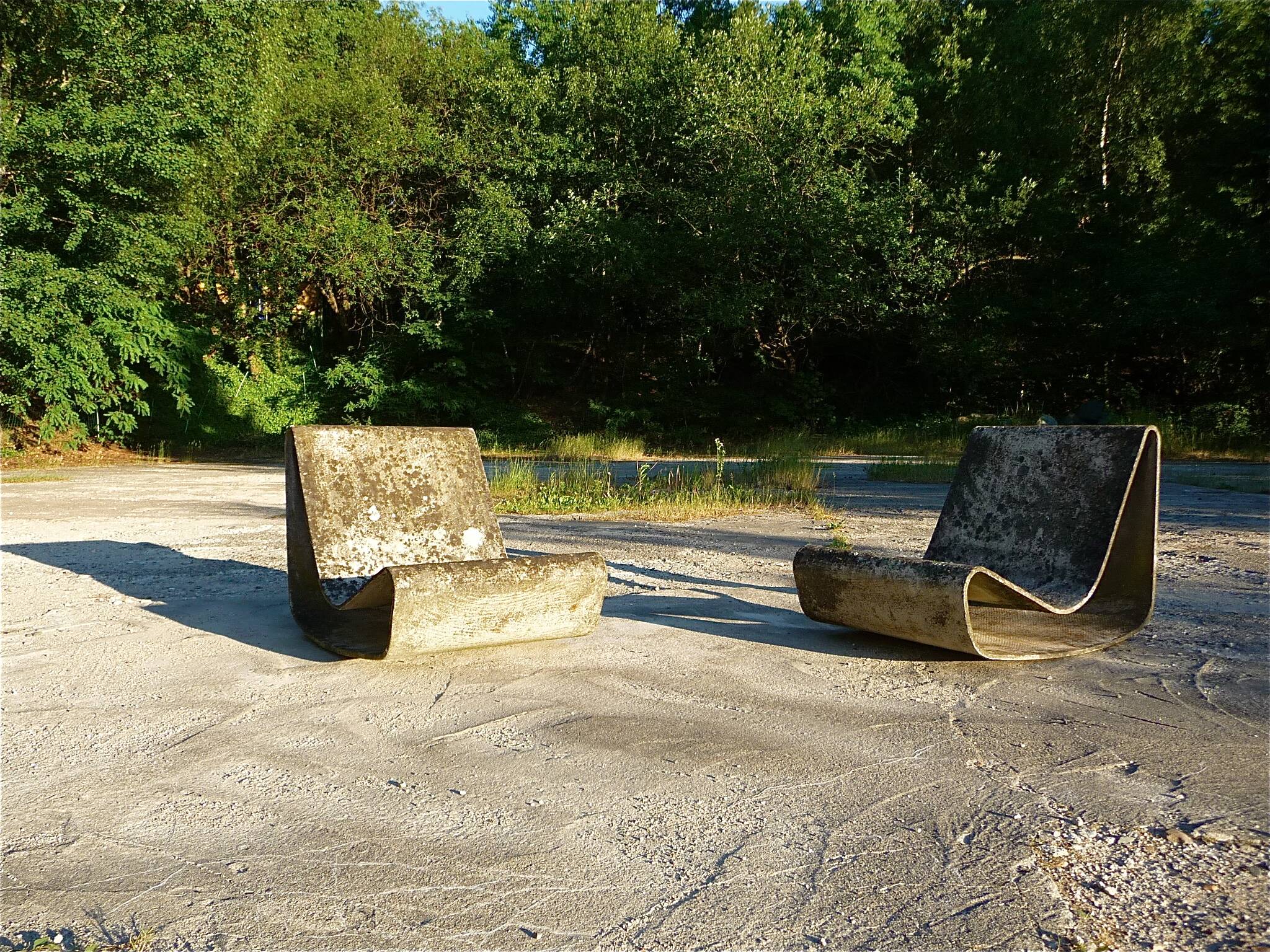 Set of 2 Early Edition Loop Garden Rocking Chairs by Willy Guhl for Eternit AG, Switzerland 1950s