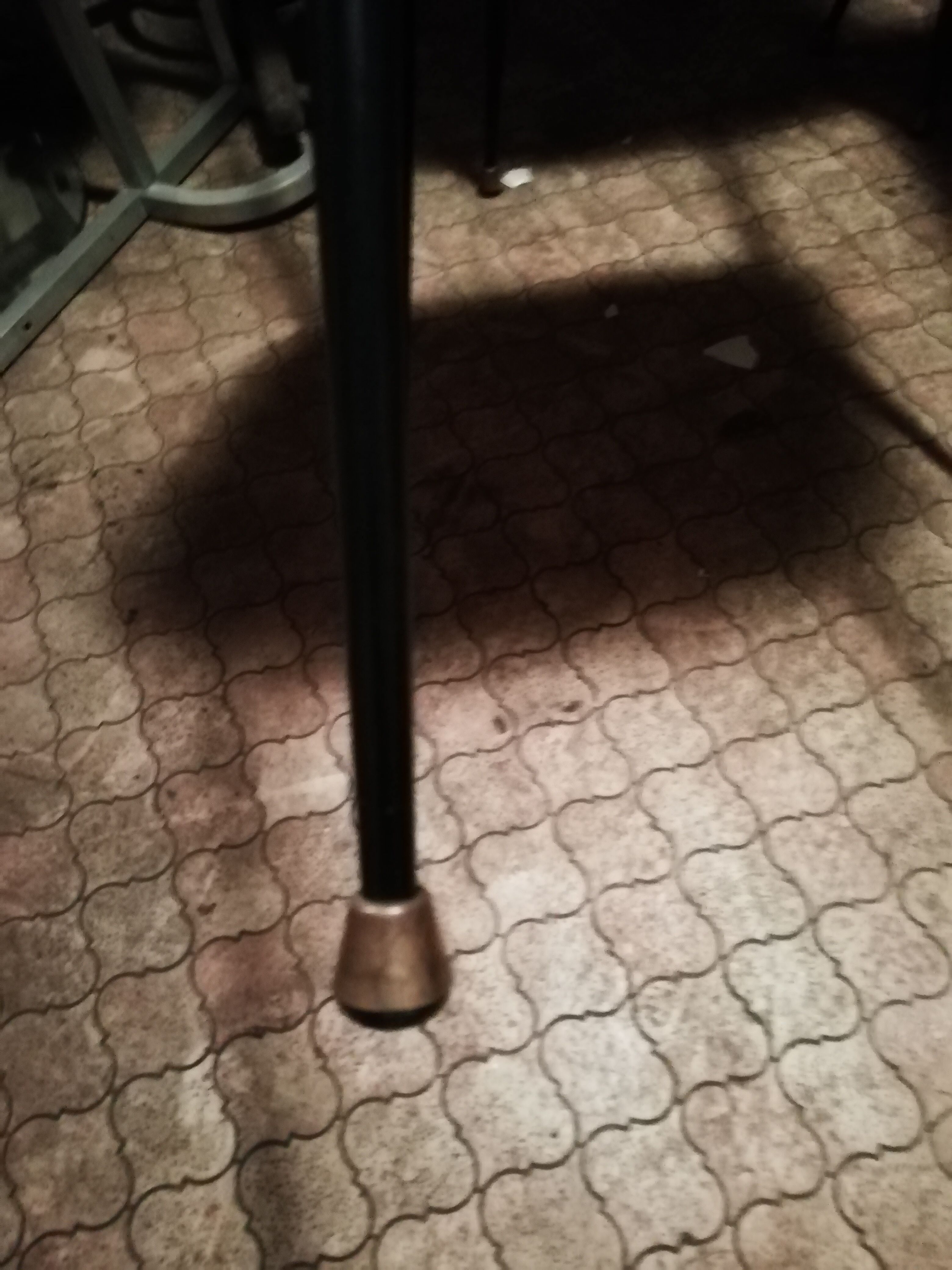 4 chairs Colette Gueden Skaï mulching effect